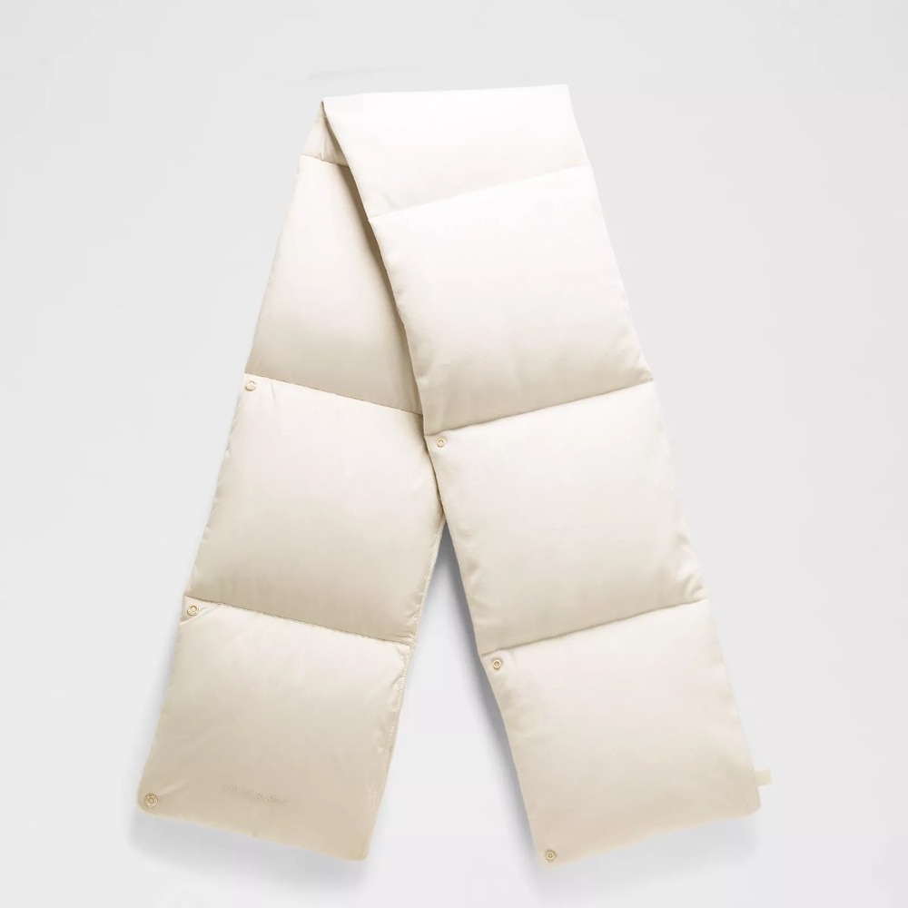 Lululemon Wunder Puff Velour Scarf